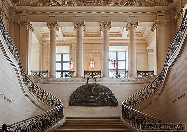 Cafe in the louvre in the scenery of mathieu leanner