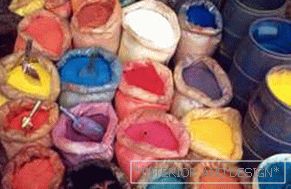 Dyes for paving slabs