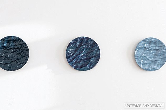 Mathieu leanner: 50 seas on ceramic discs