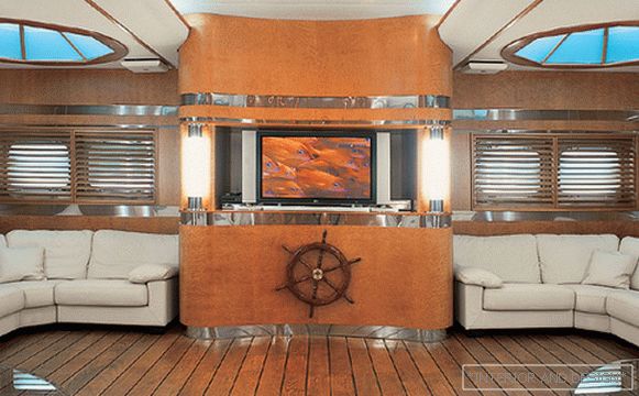 Real yacht
