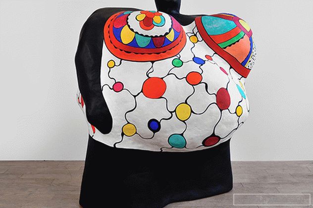 Niki de saint phalle: feminist riot