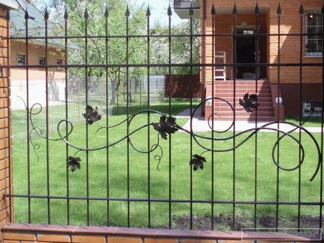 Features of forged fences