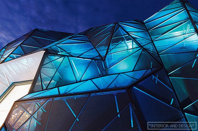 Light transformed: attraction facades