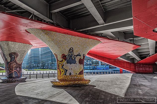Pt landscape: phoenix, gaudi and chinese bridge