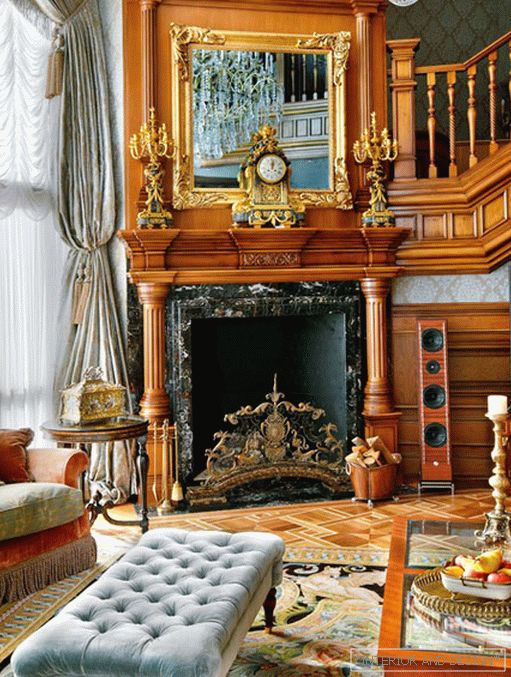 Five o'clock in the living room